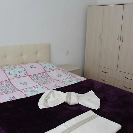 Marina Aynaz Tatil Villalari 亚力卡瓦克