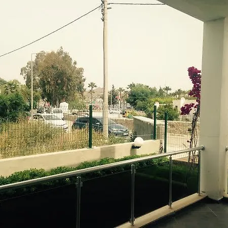 Marina Aynaz Tatil Villalari 亚力卡瓦克