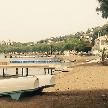 Marina Aynaz Tatil Villalari 빌라