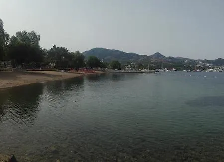 Marina Aynaz Tatil Villalari